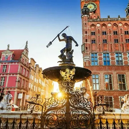 Apartment White Glove Neptun Stare